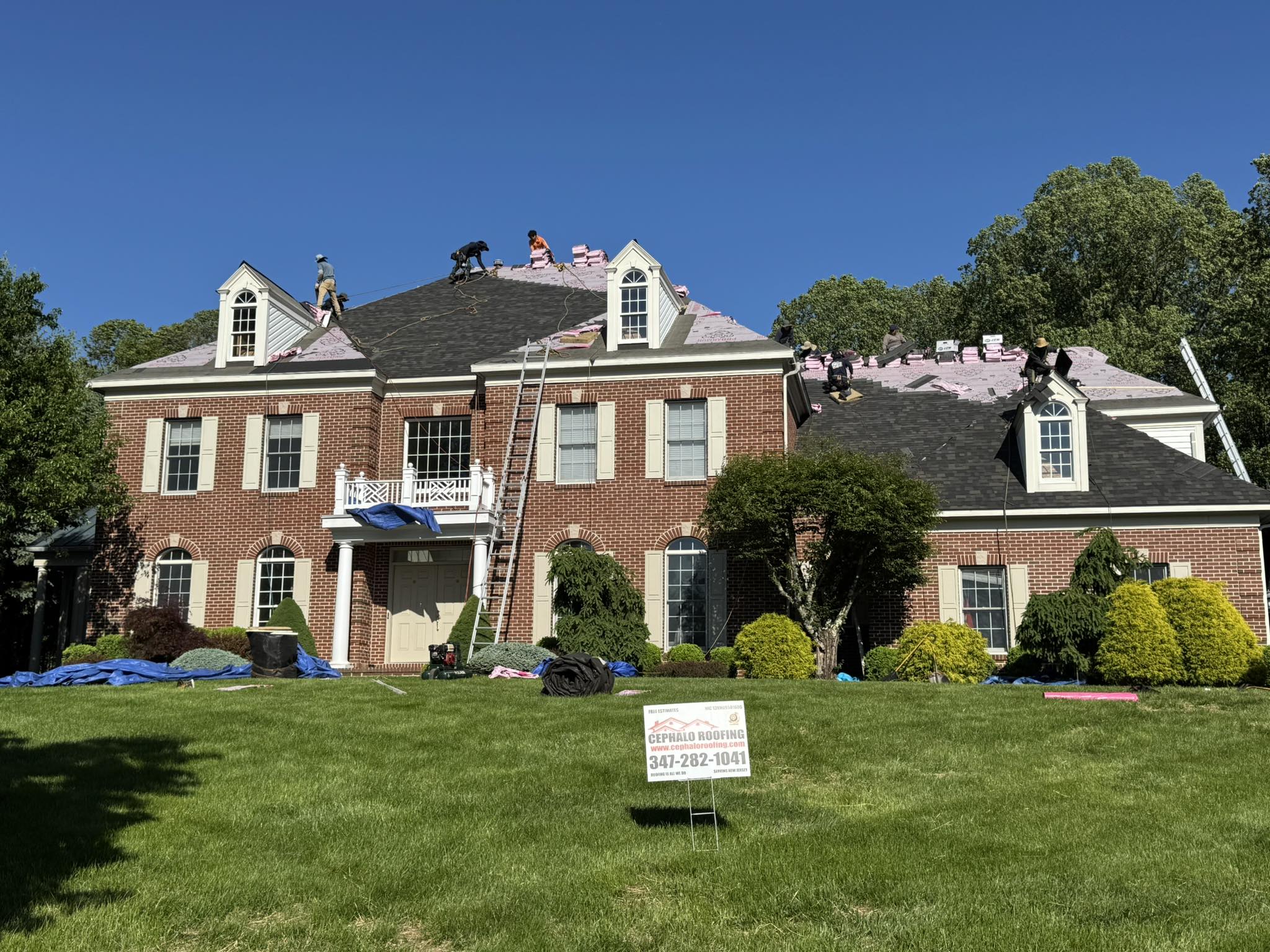 Commercial flat roof installation