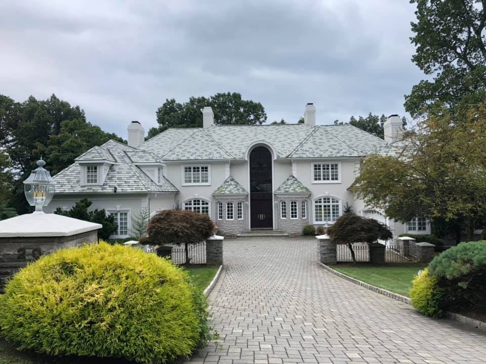 Professional roofing contractors in Maryland